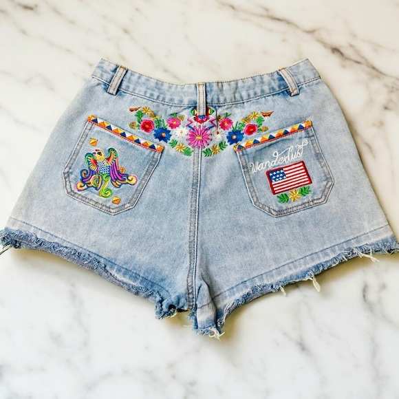 EUC Spell & The Gypsy Light Blue Wanderlust Embroidered Denim Shorts w/ Raw Hem - Picture 5 of 12